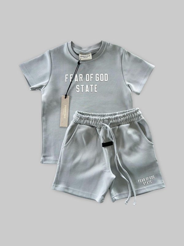 ESSENTIALS SET