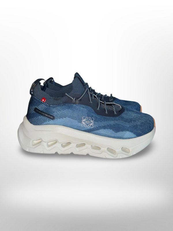 ON RUNNING CLOUDTILT X LOEWE