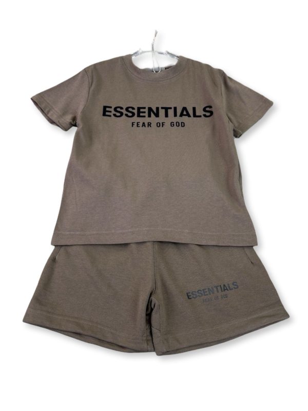 Fear of God Essentials zomer set