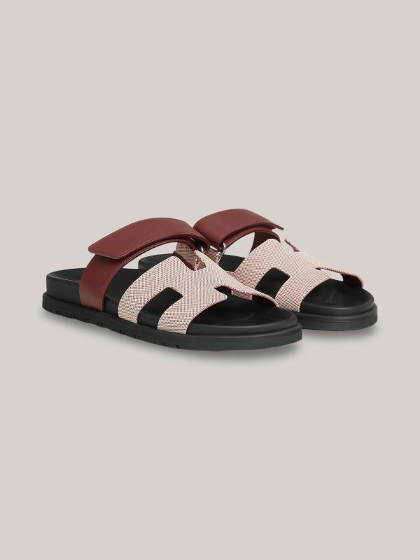 HERMES CHYPRE SANDALEN